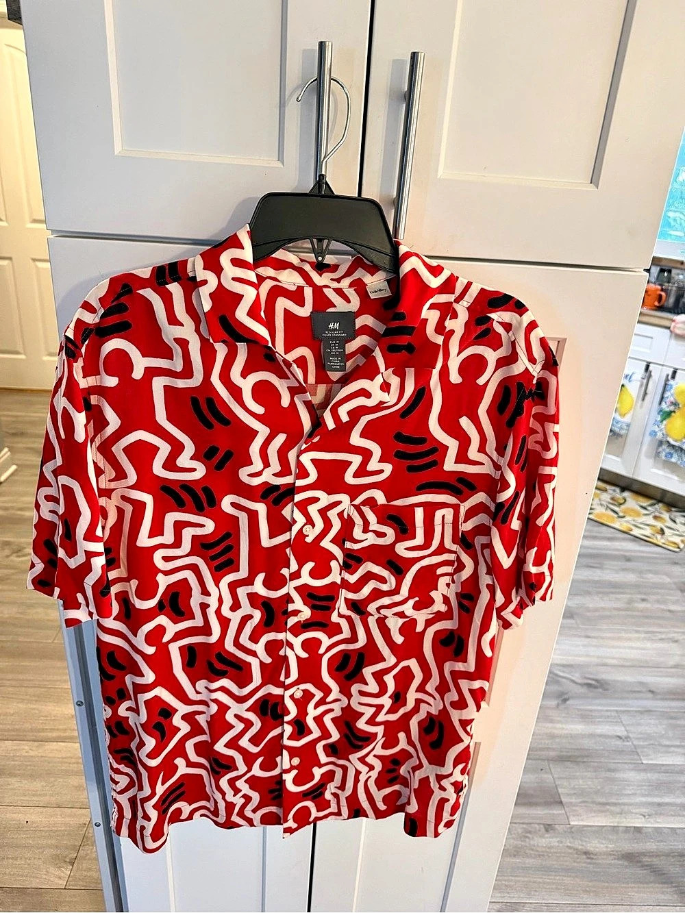 H&Medium Keith Haring x H&Medium Regular Fit Shirt Red & White Medium